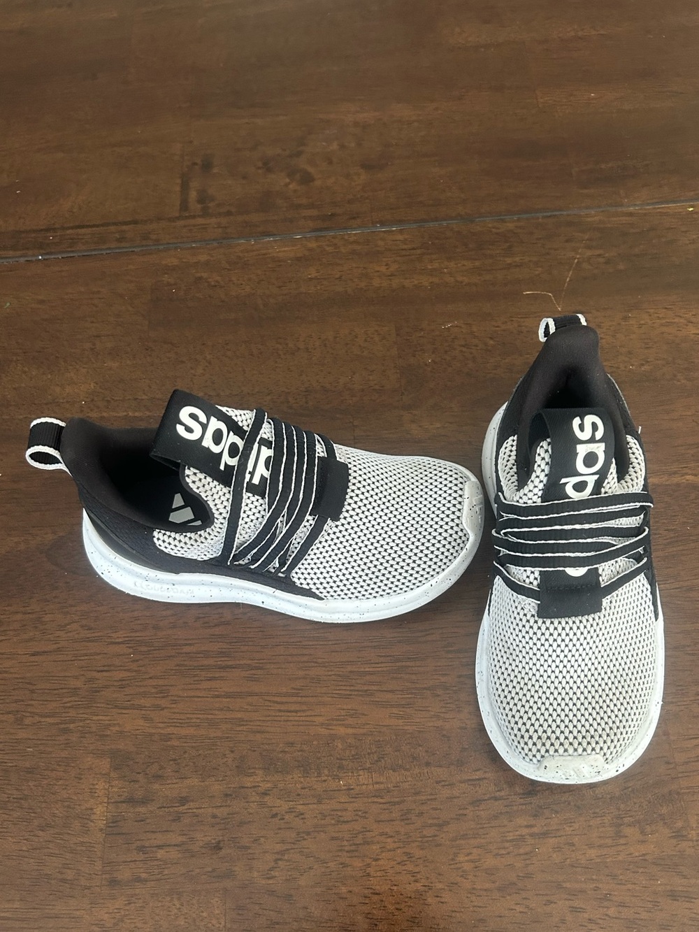 Adidas Slip On Sneaker